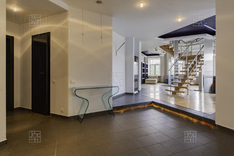 2-УРОВНЕВАЯ КВАРТИРА С ОТДЕЛКОЙ 255 М² НА 4 ЭТАЖЕ