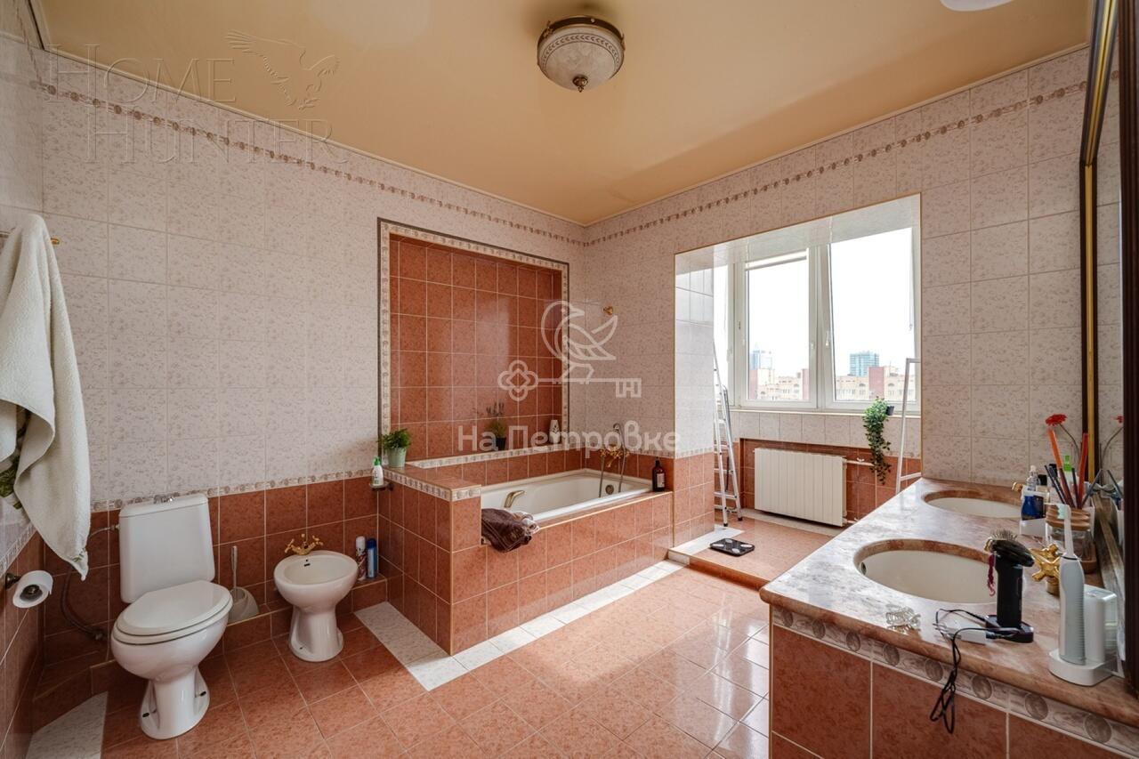 5-КОМН. КВАРТИРА С ОТДЕЛКОЙ 180 М² НА 14 ЭТАЖЕ