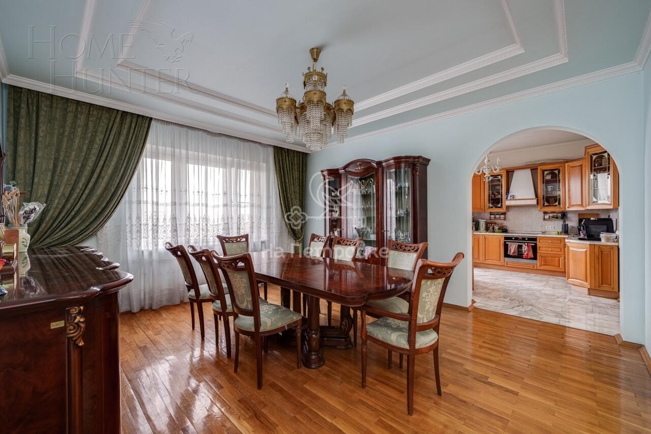 5-КОМН. КВАРТИРА С ОТДЕЛКОЙ 180 М² НА 14 ЭТАЖЕ