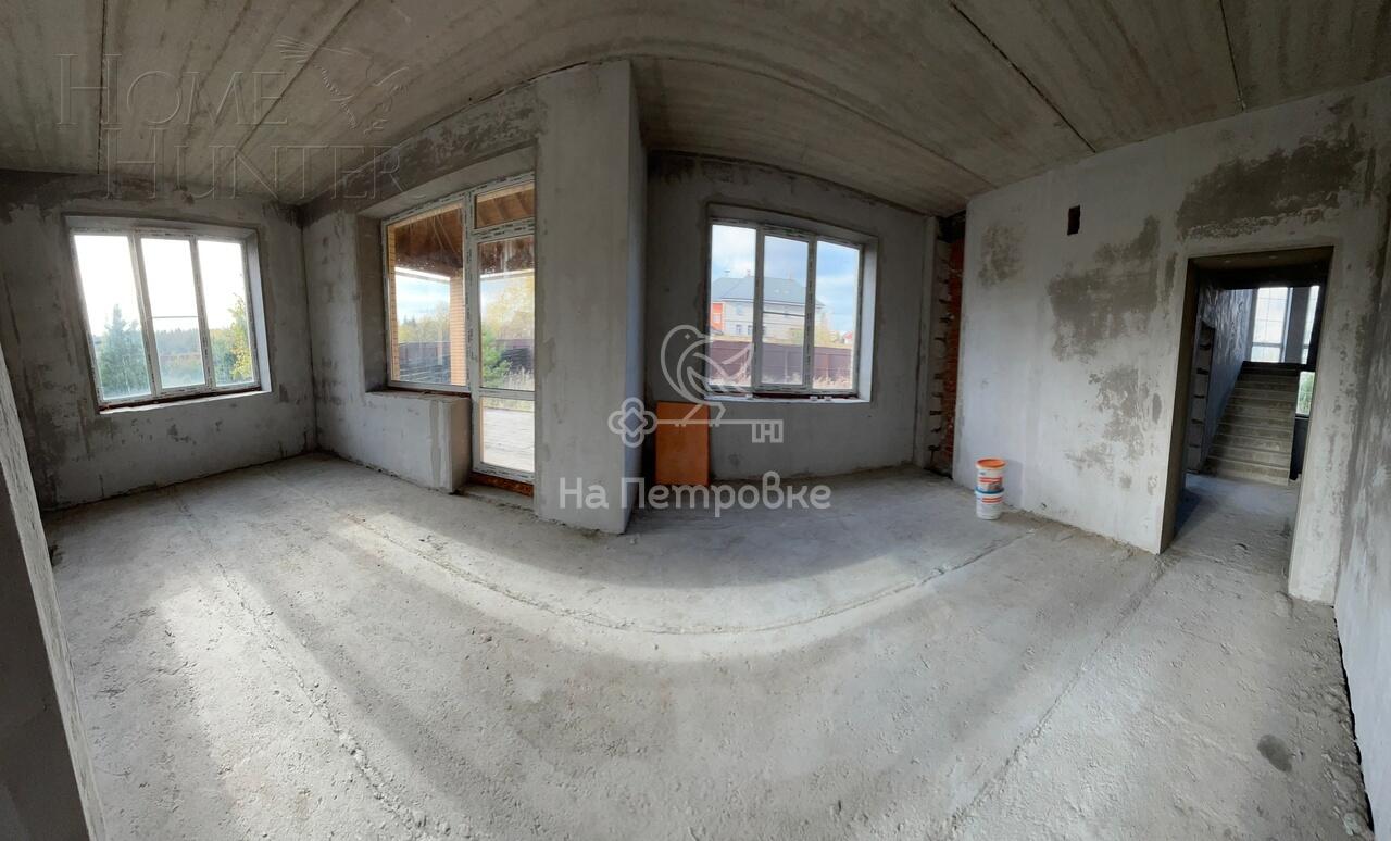 3-этажный коттедж 485.7 м² без отделки