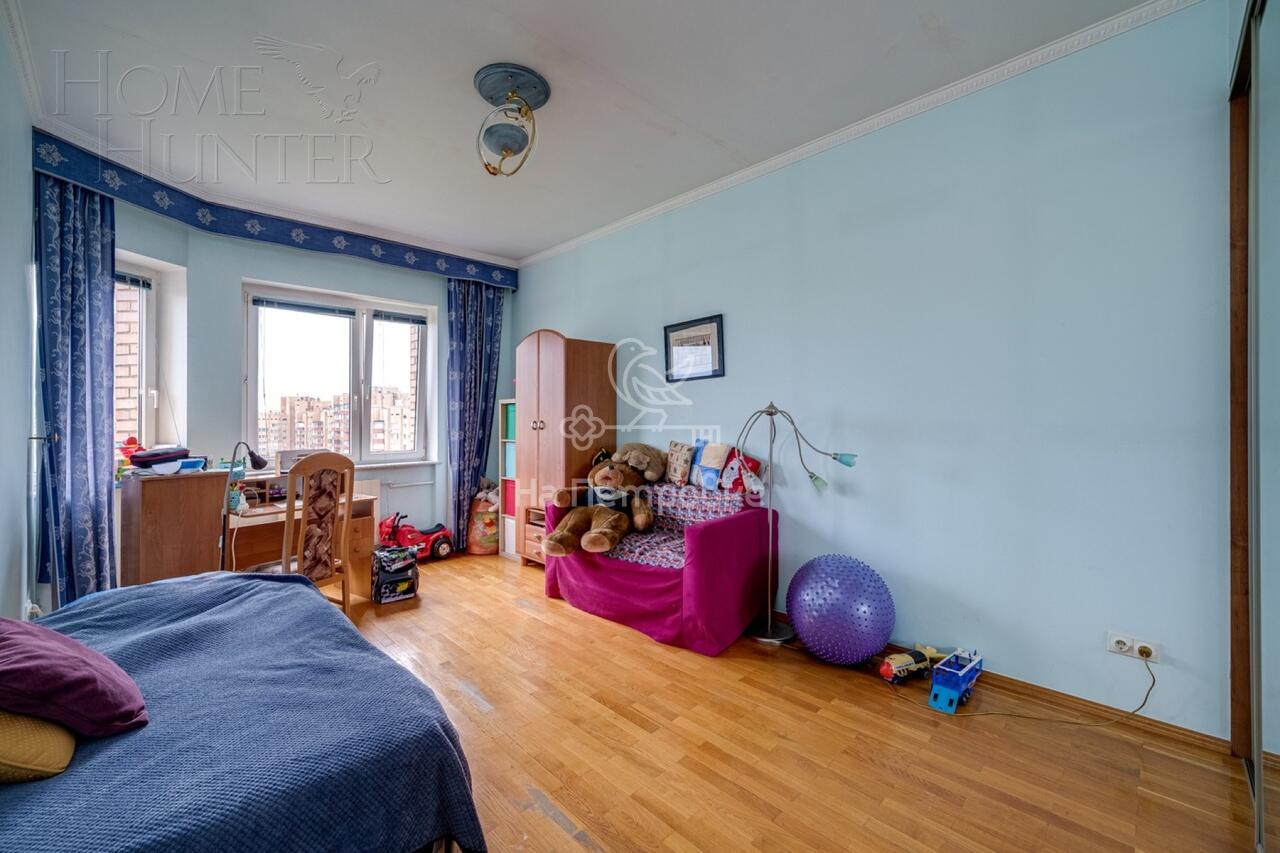 5-КОМН. КВАРТИРА С ОТДЕЛКОЙ 180 М² НА 14 ЭТАЖЕ