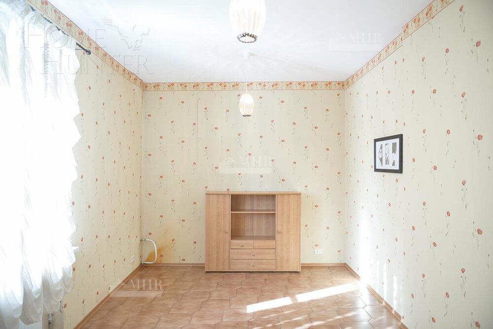 2-этажный коттедж 900 м² с отделкой