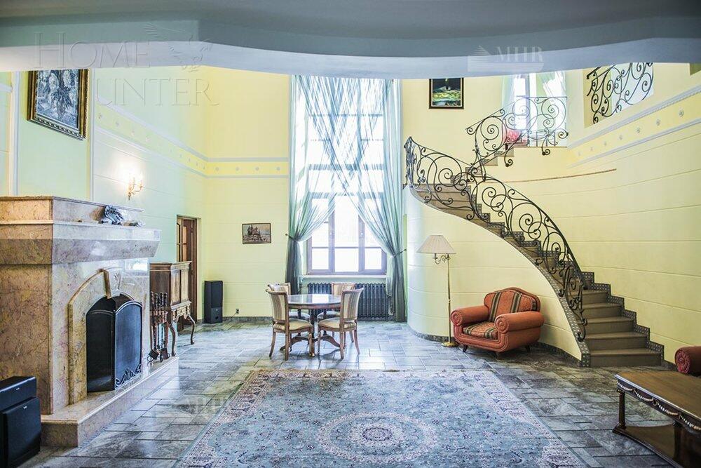 2-этажный коттедж 900 м² с отделкой