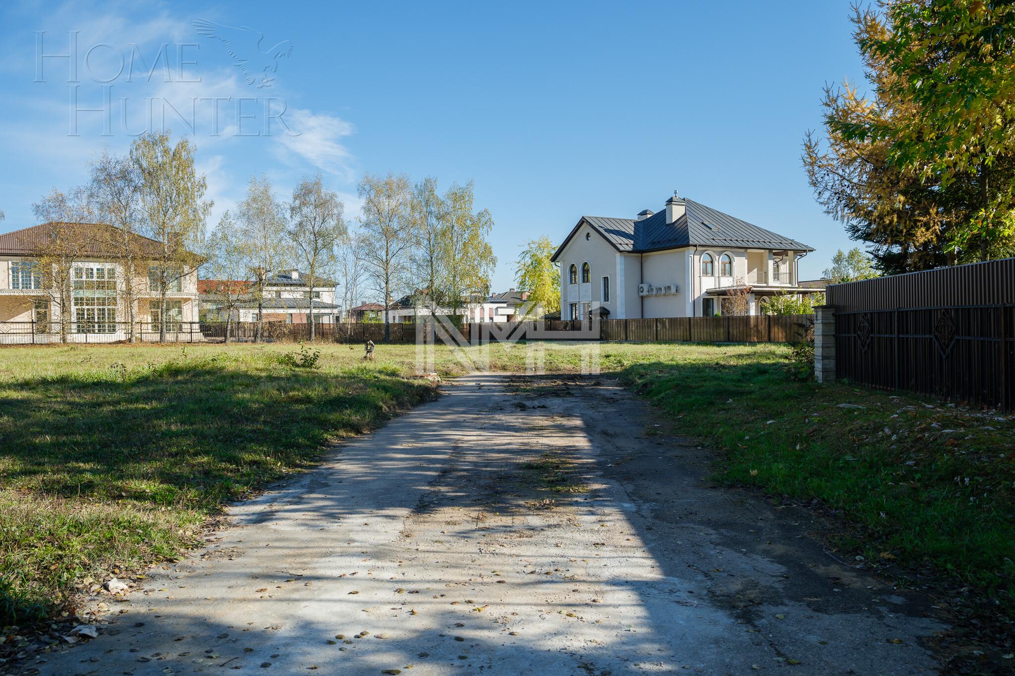 Участок 39.33 сот. в охраняемом поселке