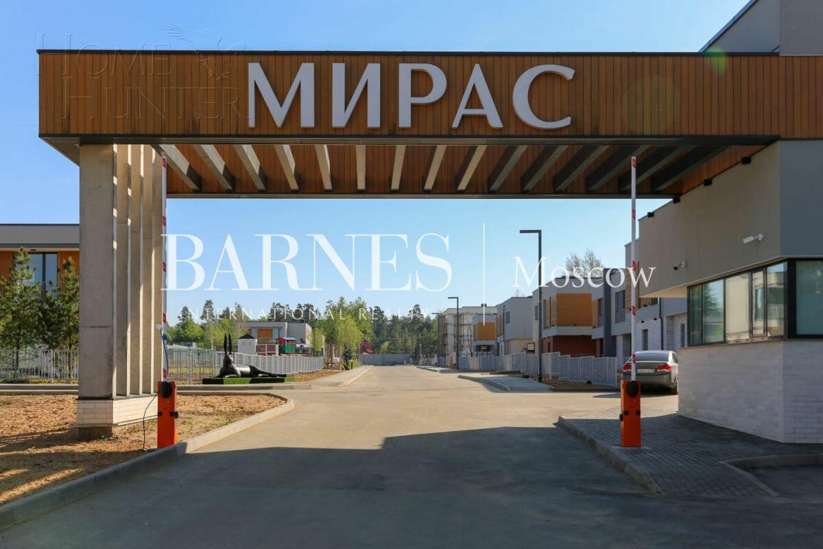 2-этажный коттедж 319 м² без отделки