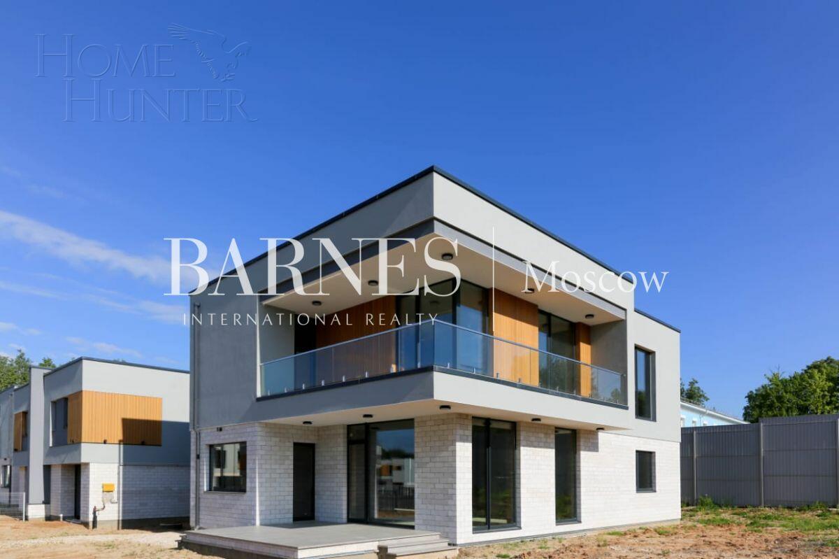 2-этажный коттедж 363 м² без отделки