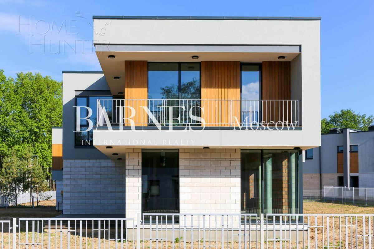 2-этажный коттедж 319 м² без отделки