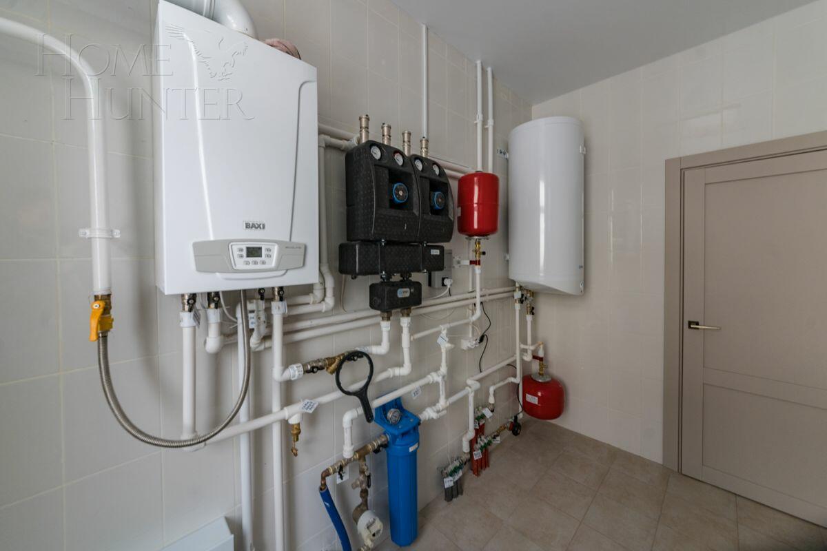 2-этажный коттедж 240 м² с отделкой