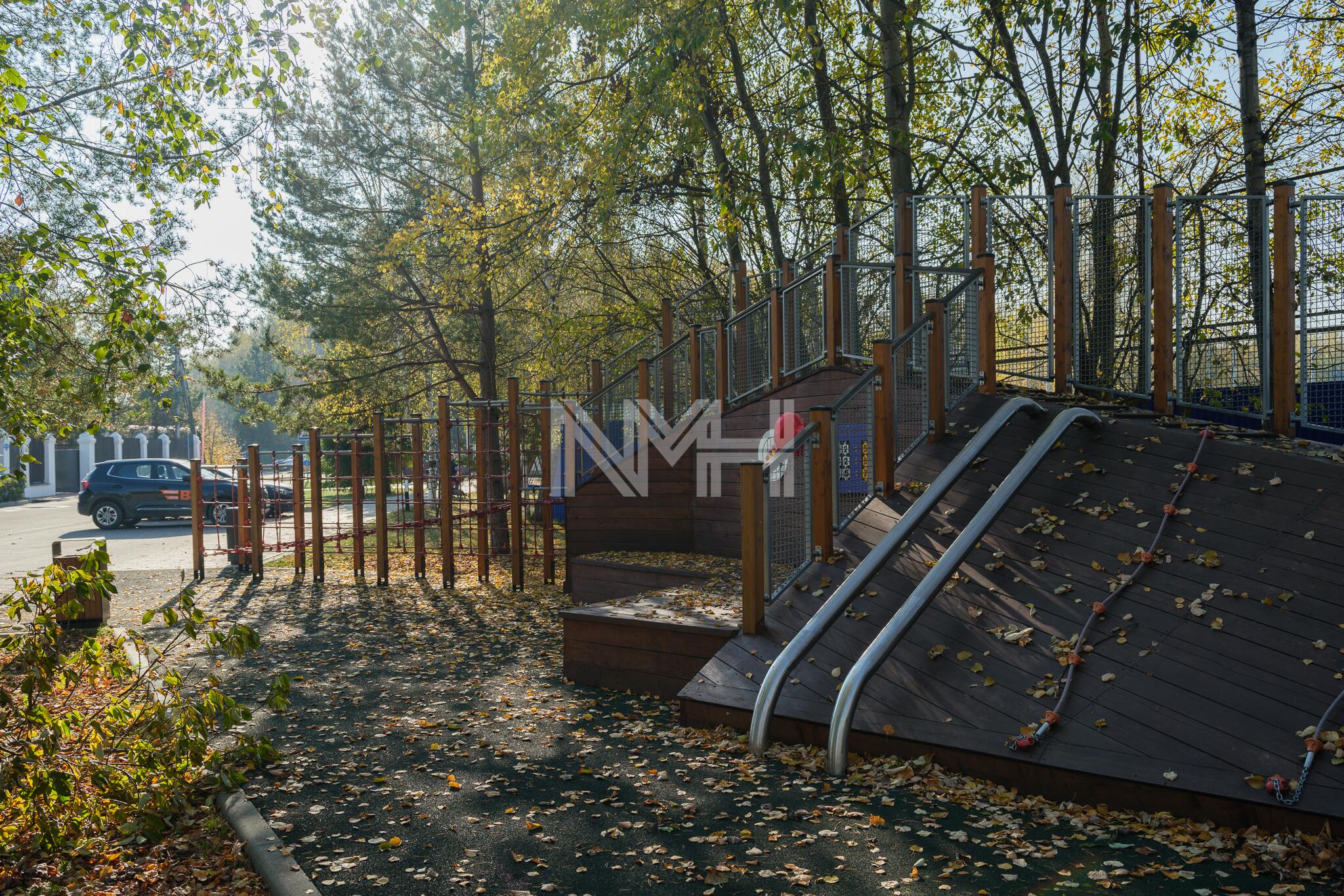 2-этажный коттедж 305 м² с отделкой