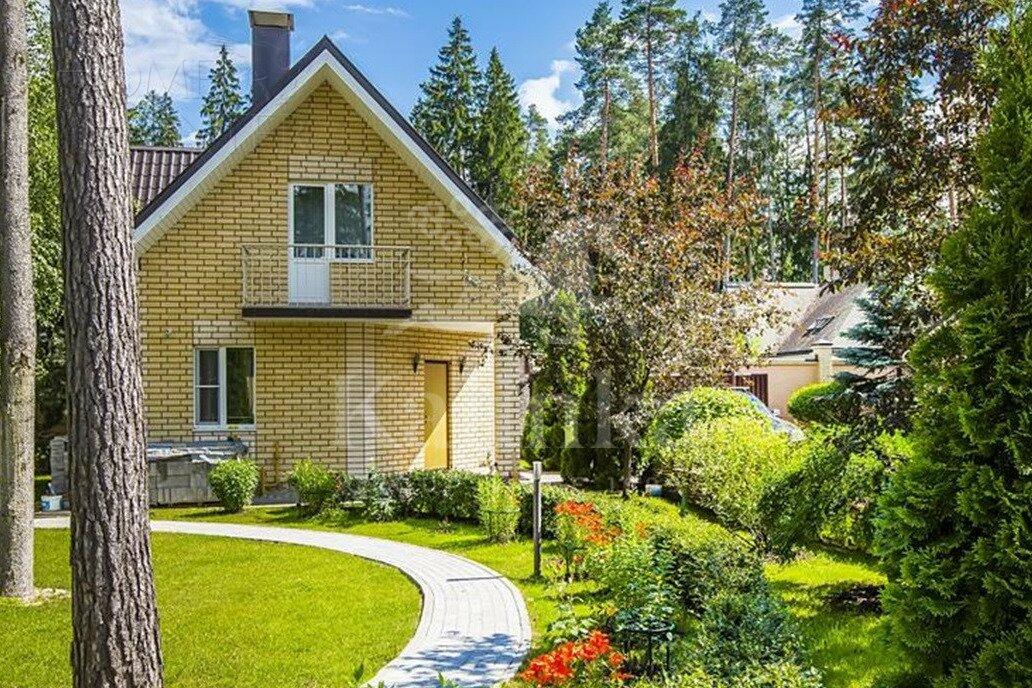 2-этажный коттедж 450 м² с отделкой