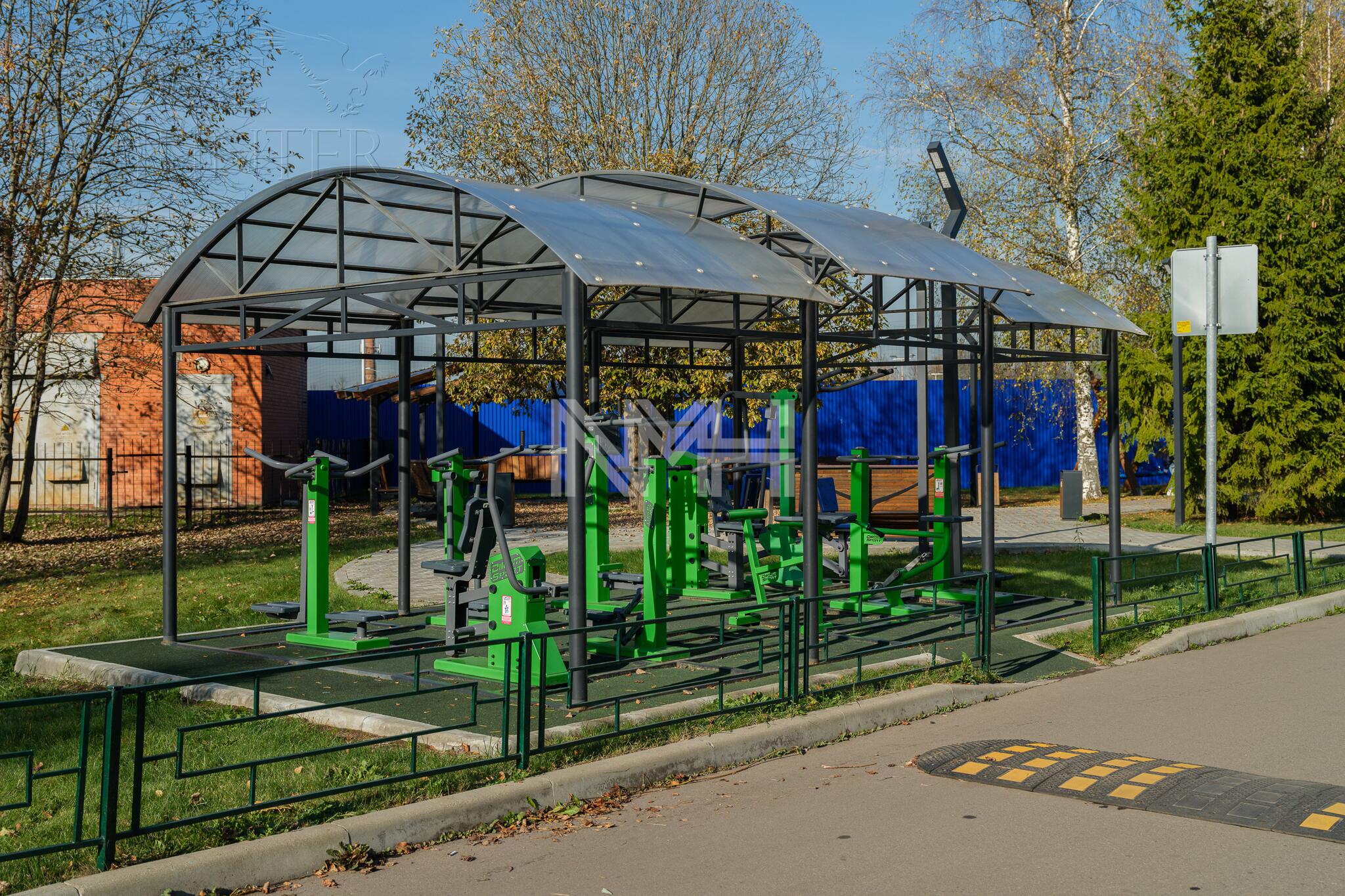 2-этажный коттедж 305 м² с отделкой