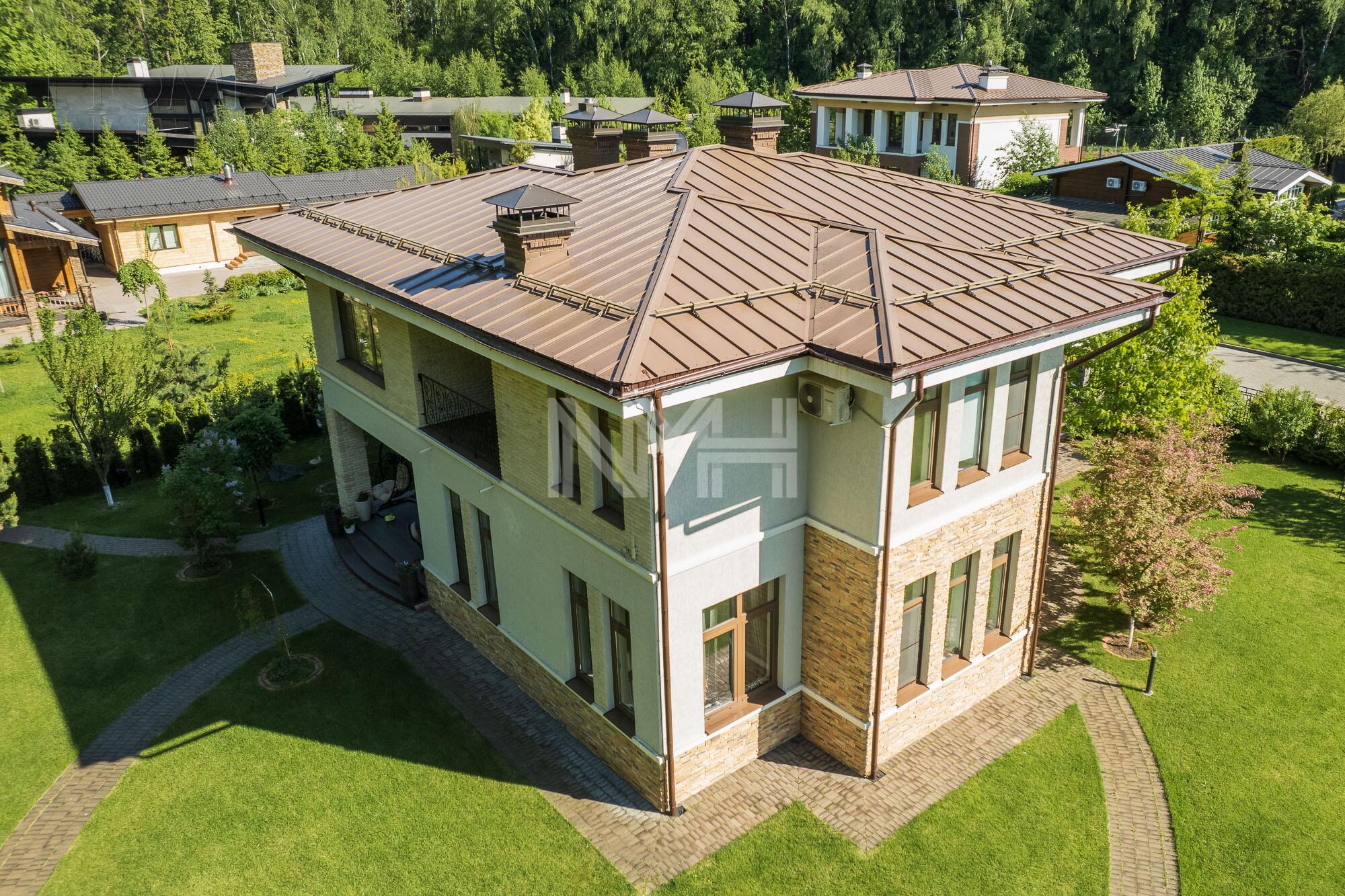 2-этажный коттедж 310 м² с отделкой