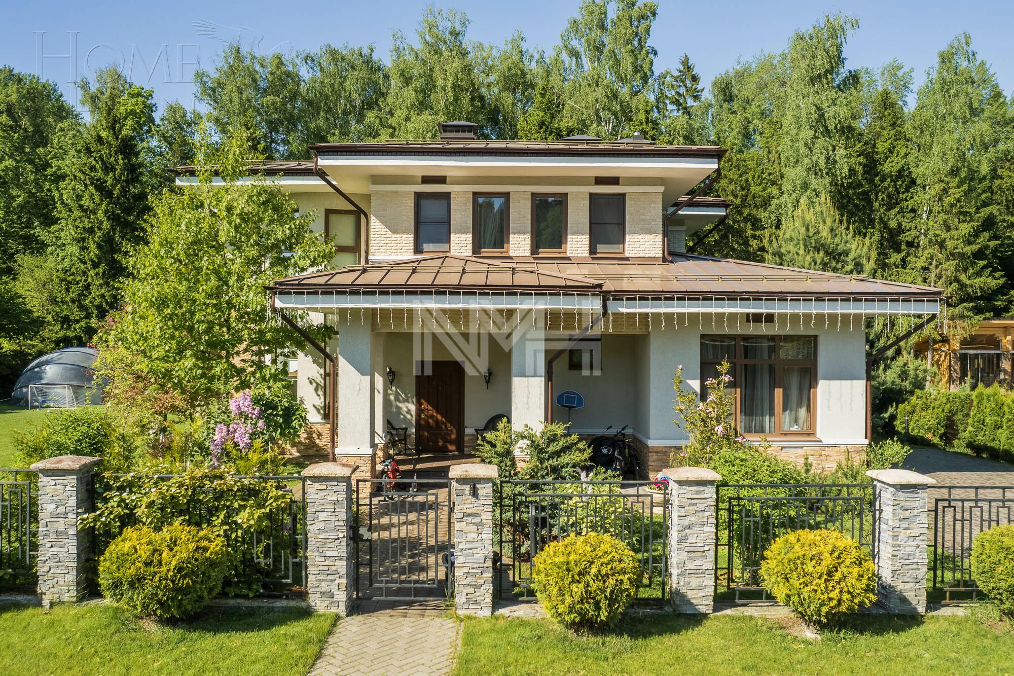 2-этажный коттедж 310 м² с отделкой