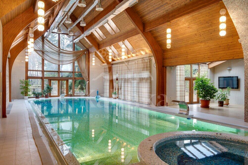 1-этажный коттедж 1 886.9 м² с отделкой