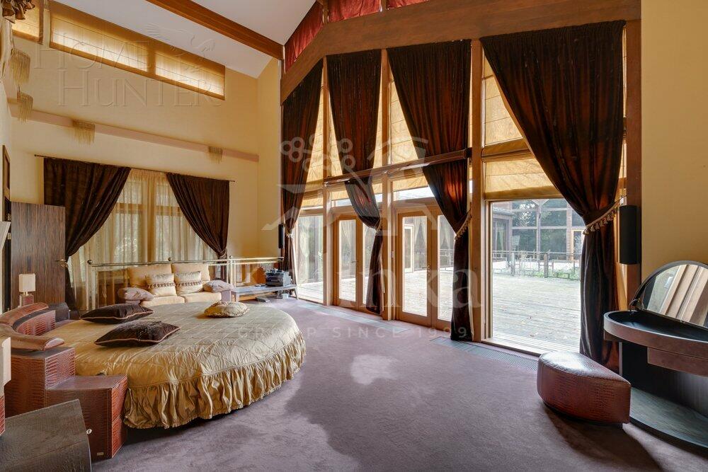 1-этажный коттедж 1 886.9 м² с отделкой