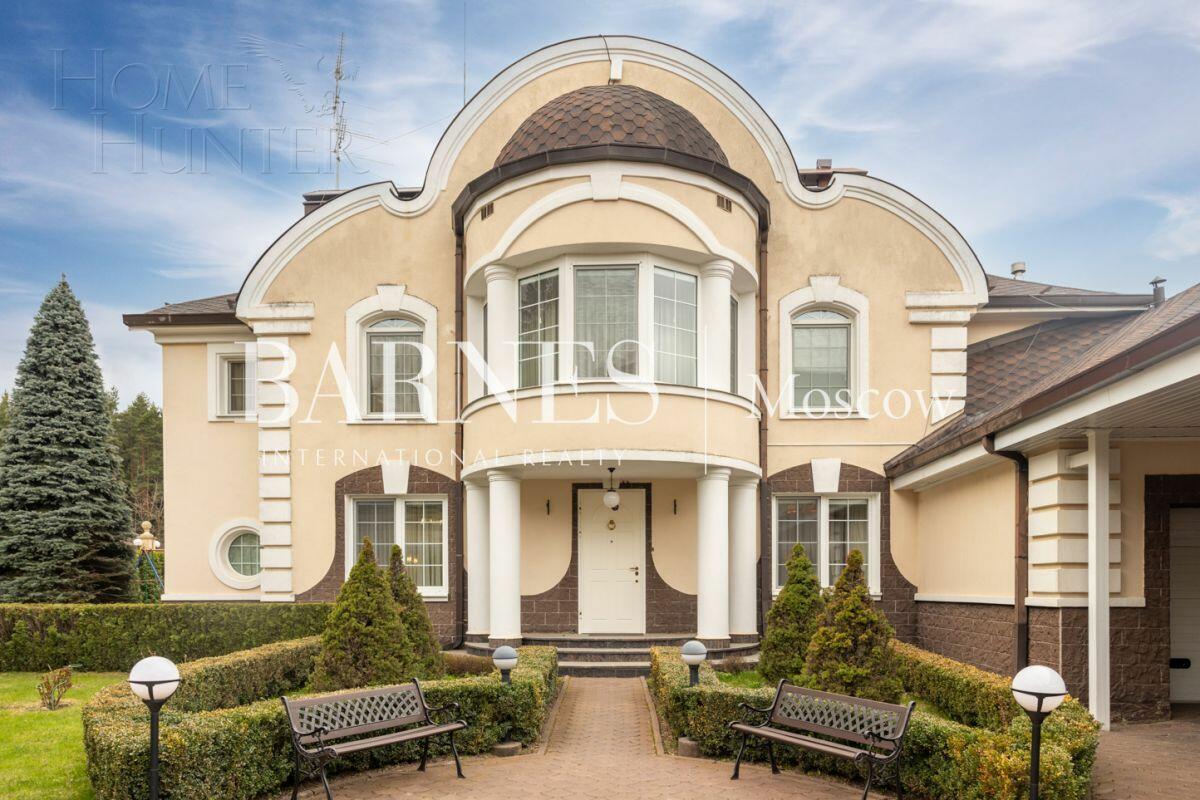2-этажный коттедж 450 м² с отделкой