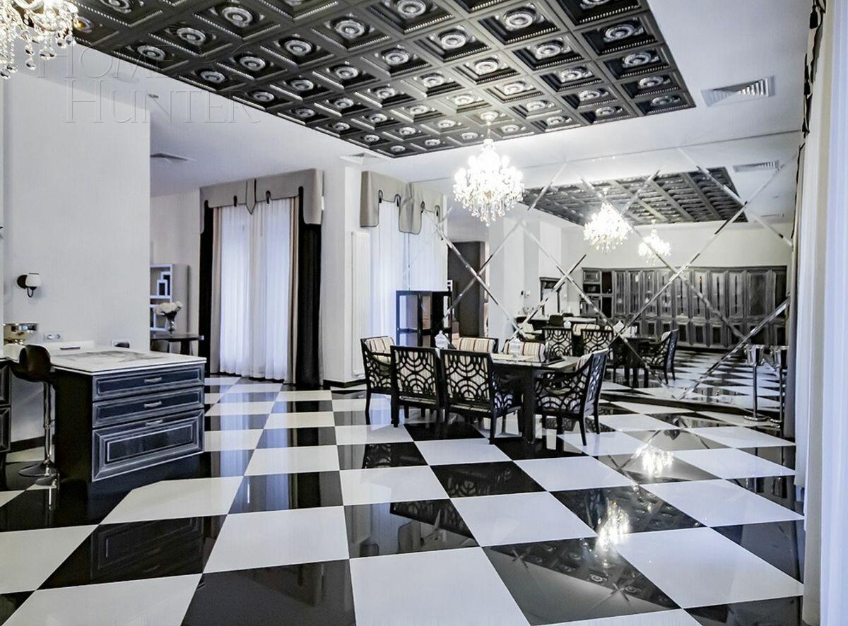 3-этажный коттедж 1 300 м² с отделкой