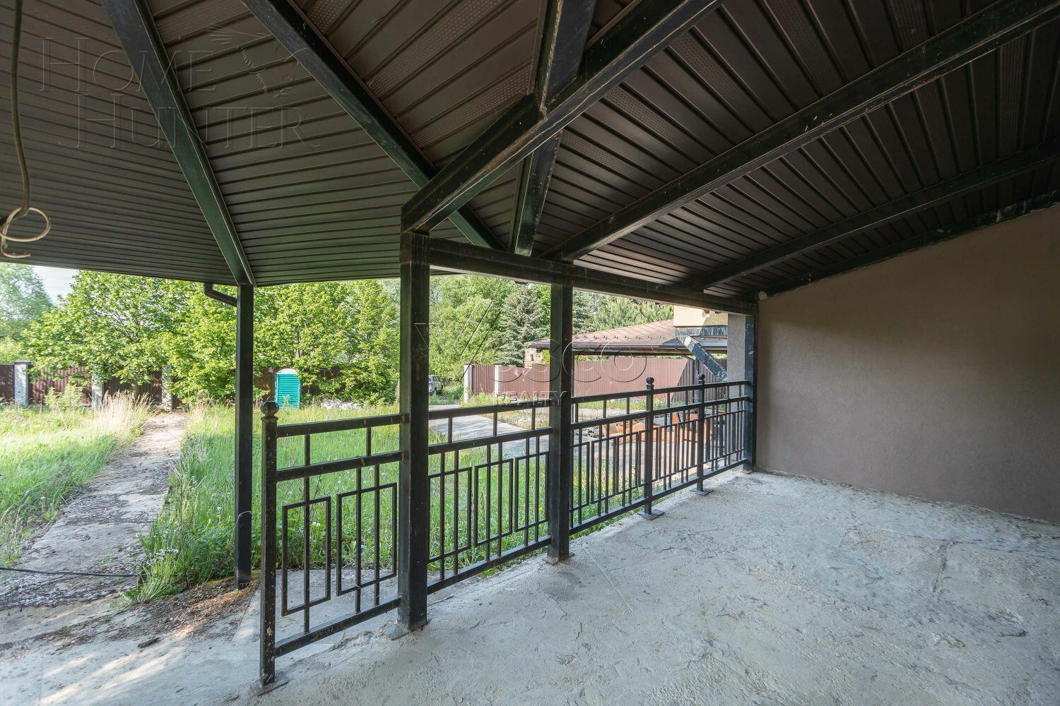 3-этажный коттедж 1 493 м² без отделки