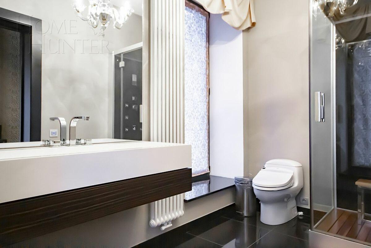 3-этажный коттедж 1 300 м² с отделкой