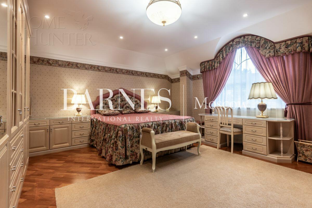 2-этажный коттедж 450 м² с отделкой