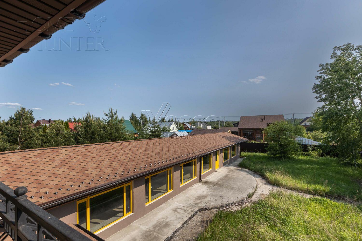 3-этажный коттедж 1 493 м² без отделки