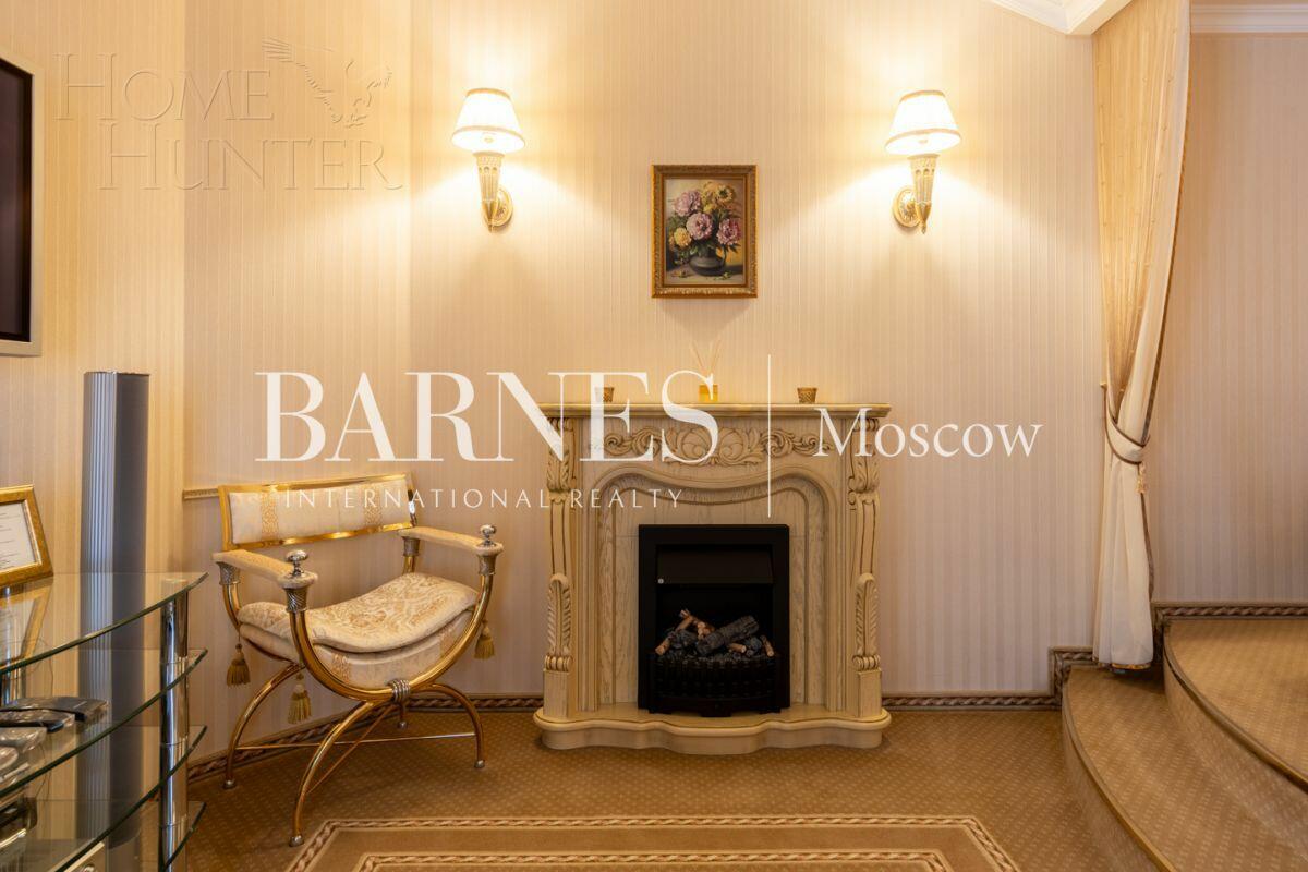 2-этажный коттедж 450 м² с отделкой