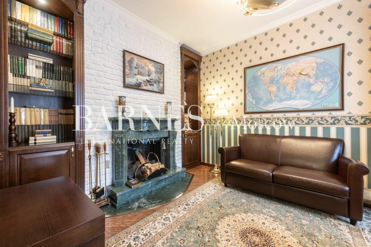 2-этажный коттедж 450 м² с отделкой