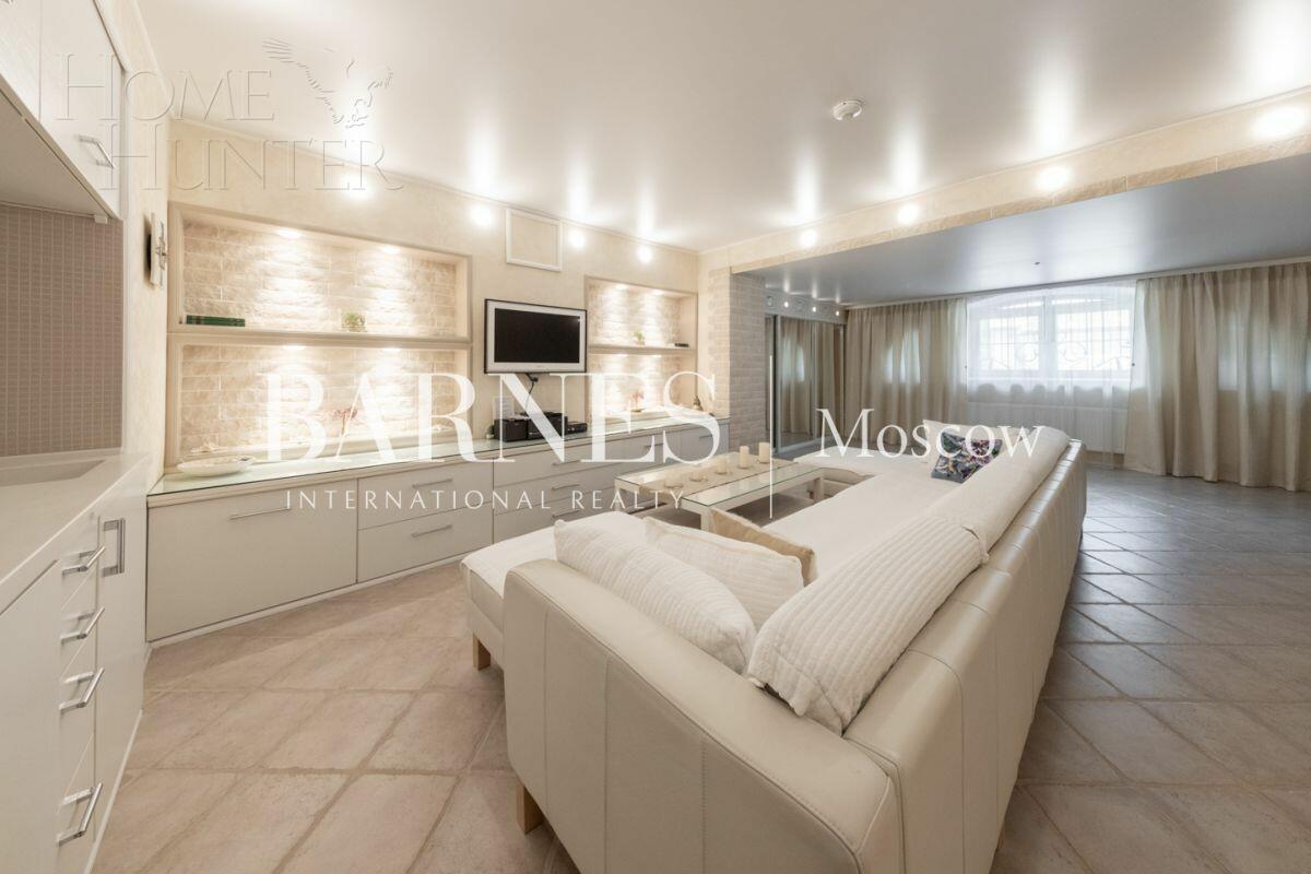 2-этажный коттедж 450 м² с отделкой