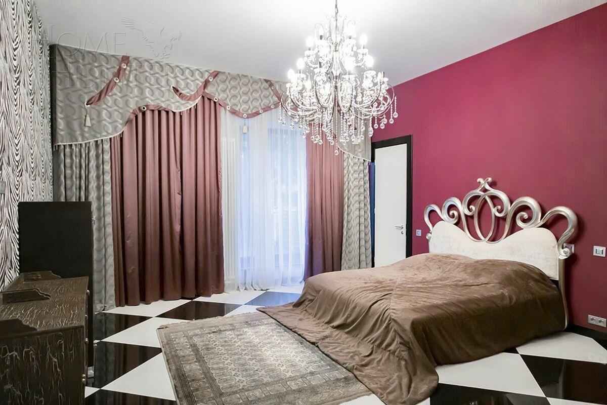 3-этажный коттедж 1 300 м² с отделкой