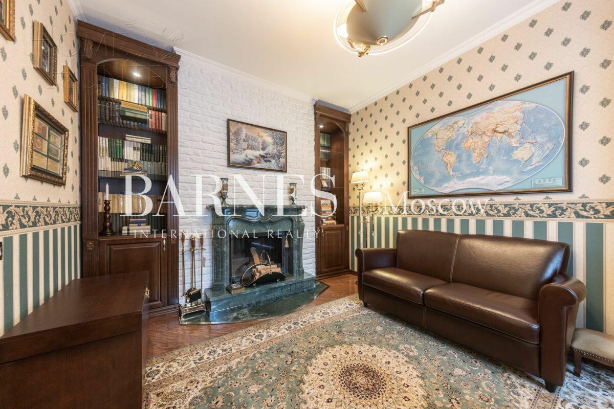 2-этажный коттедж 450 м² с отделкой