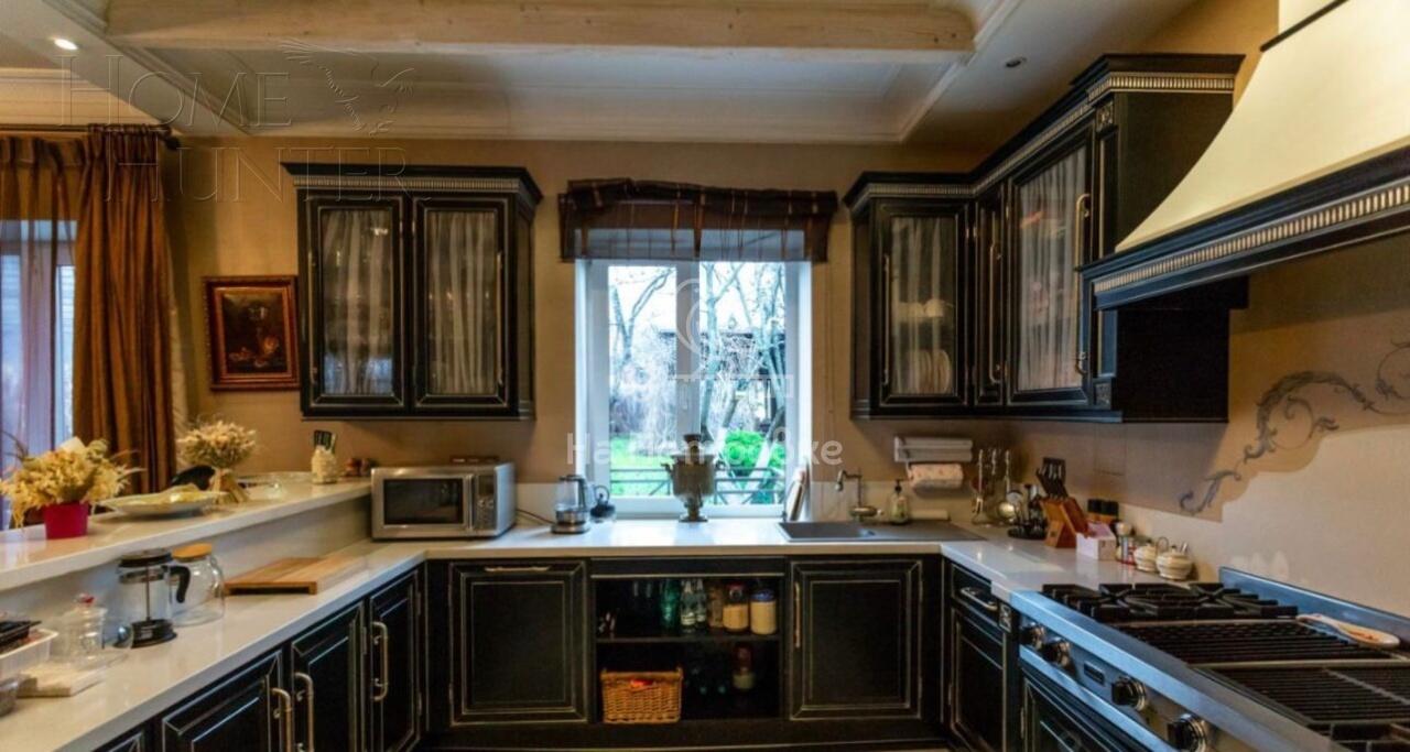 2-этажный коттедж 370 м² с отделкой