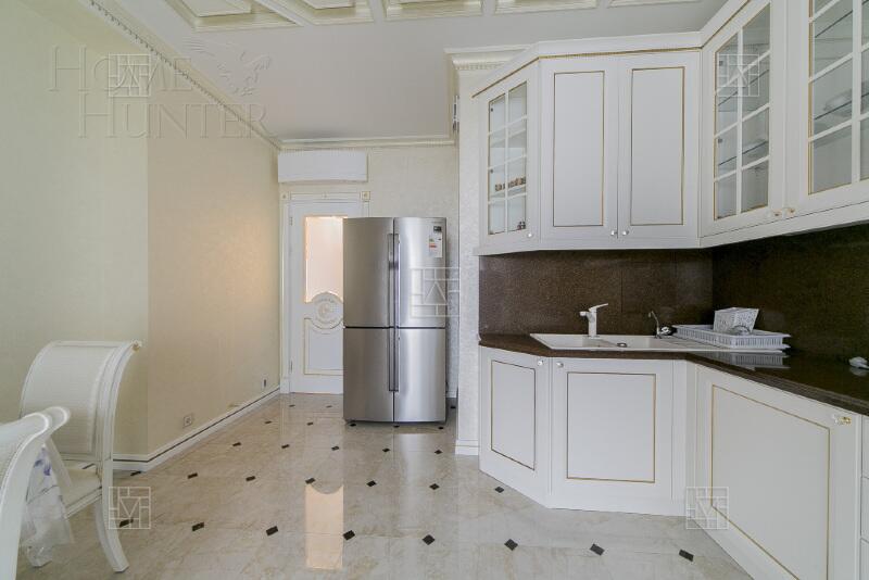 4-КОМН. КВАРТИРА С ОТДЕЛКОЙ 190 М² НА 7 ЭТАЖЕ