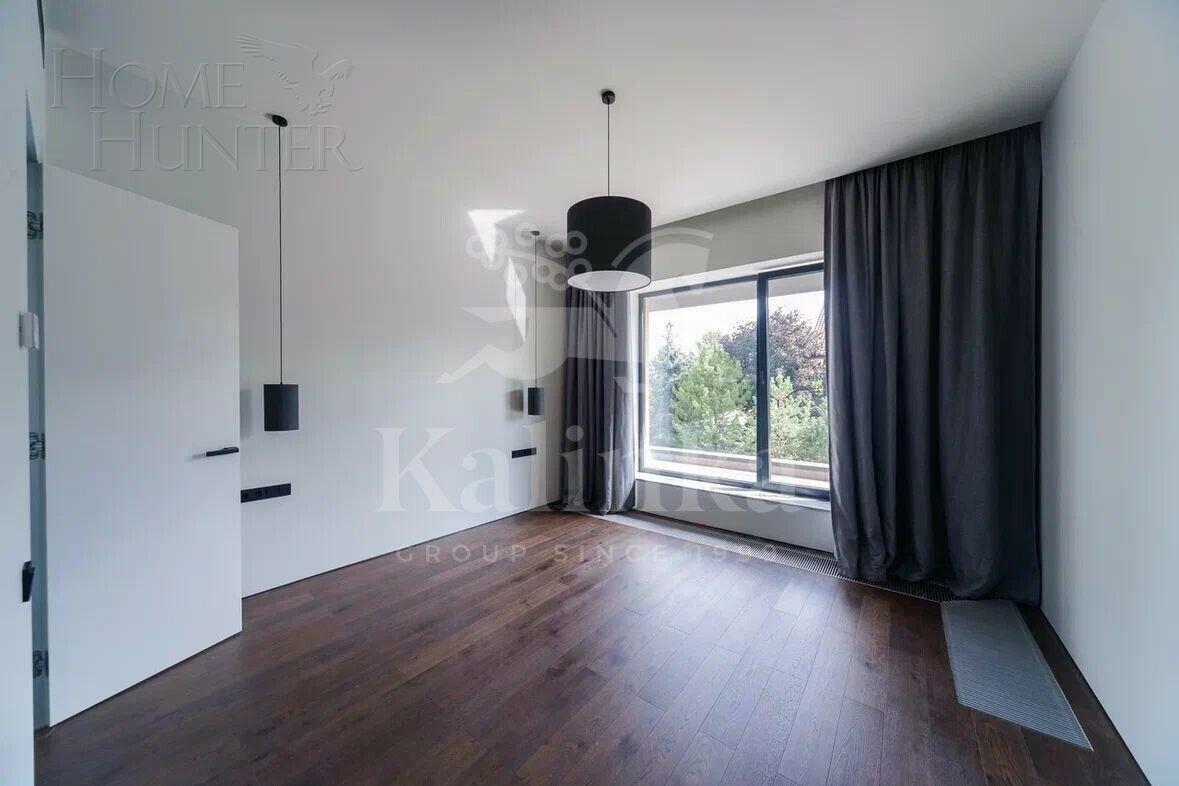 2-этажный коттедж 500 м² с отделкой