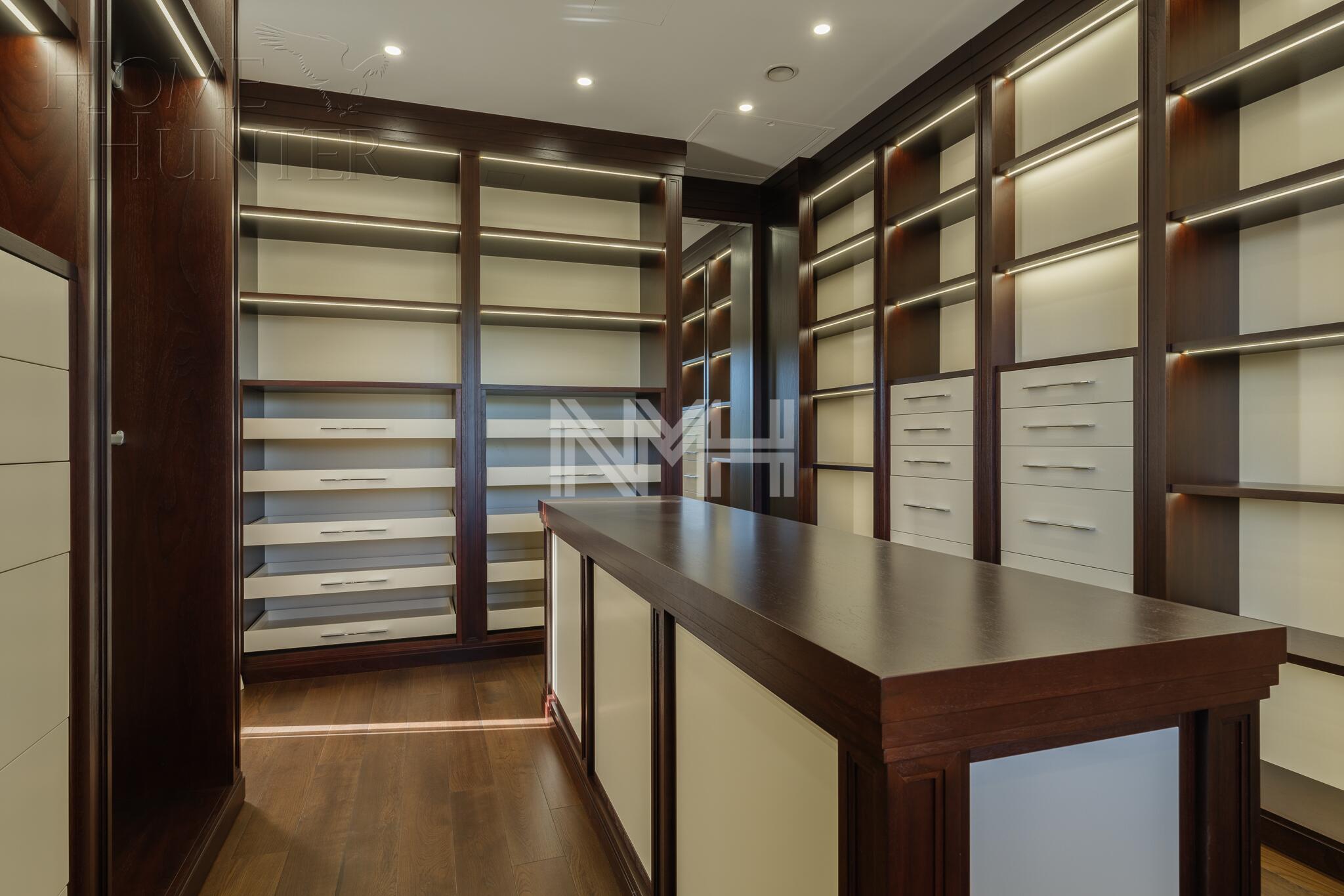 2-этажный коттедж 1 203.87 м² с отделкой