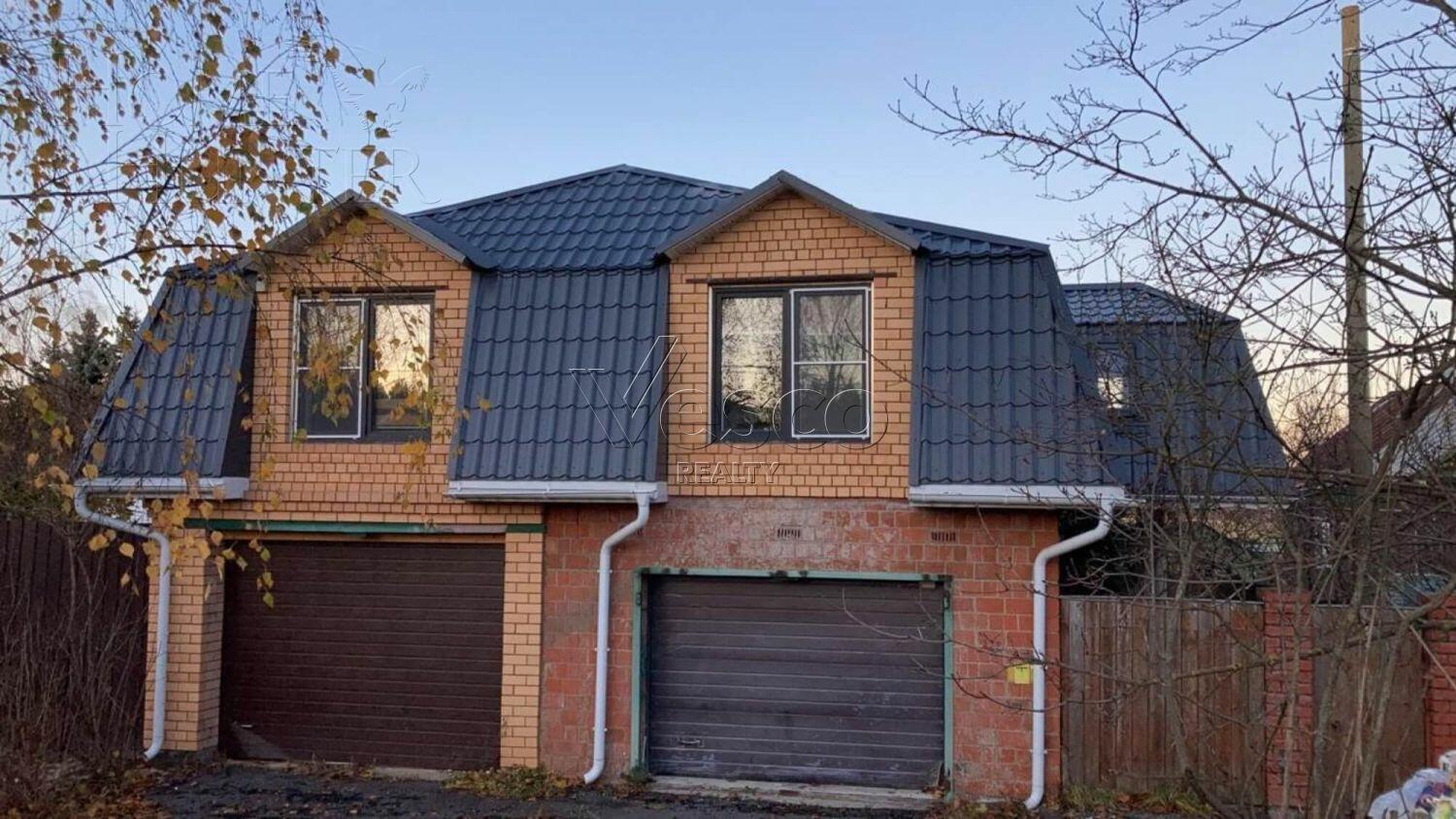 2-этажный коттедж 300 м² с отделкой