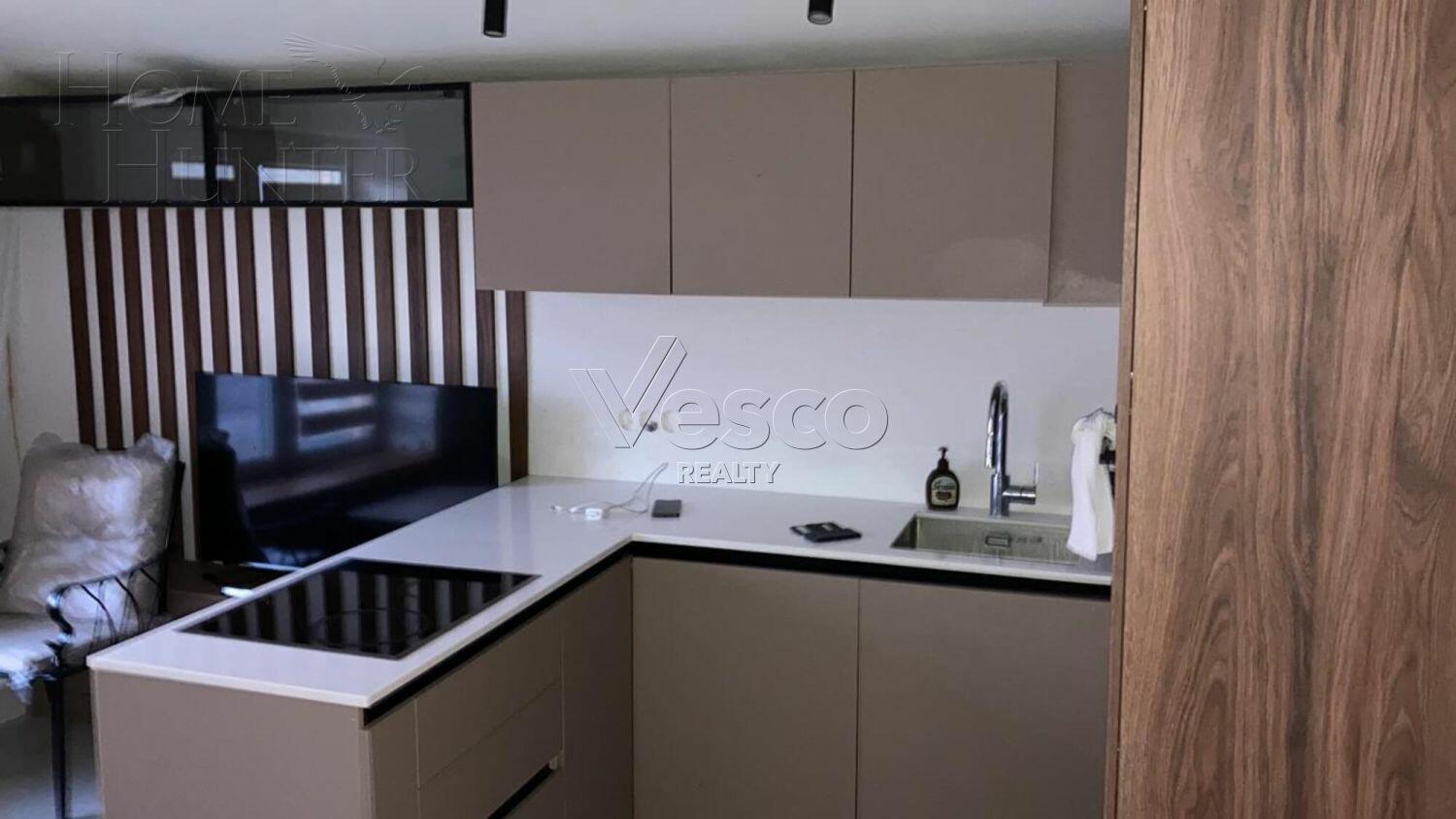 2-этажный коттедж 300 м² с отделкой