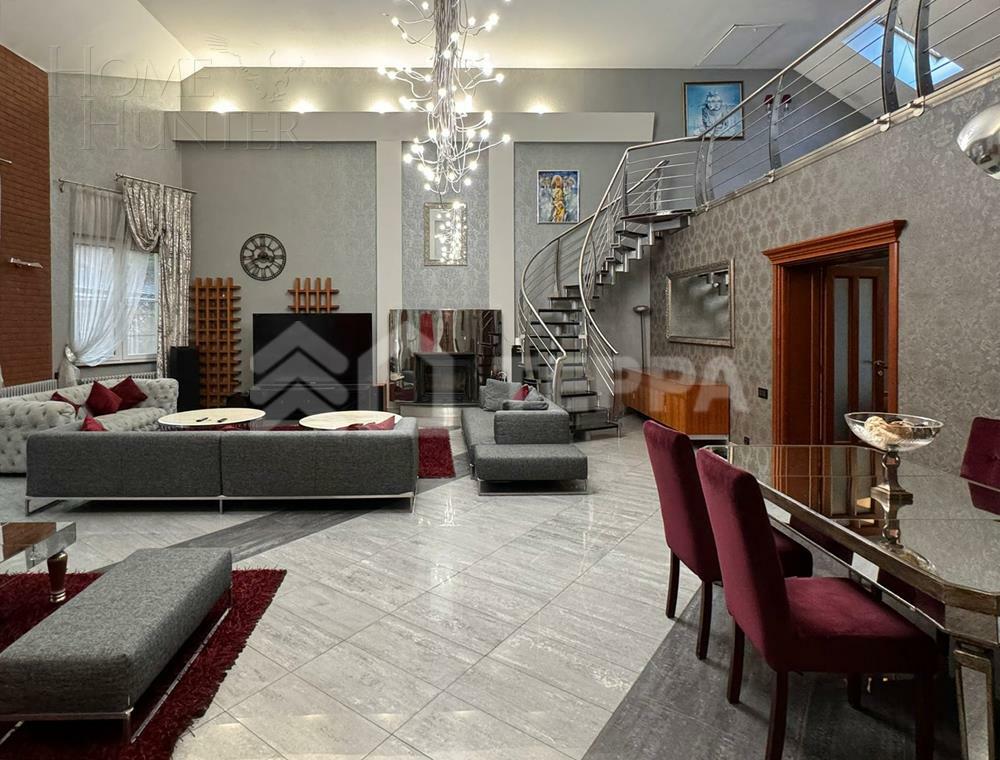 2-этажный коттедж 1 400 м² с отделкой
