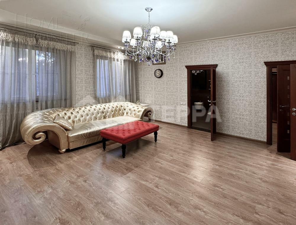 2-этажный коттедж 1 400 м² с отделкой