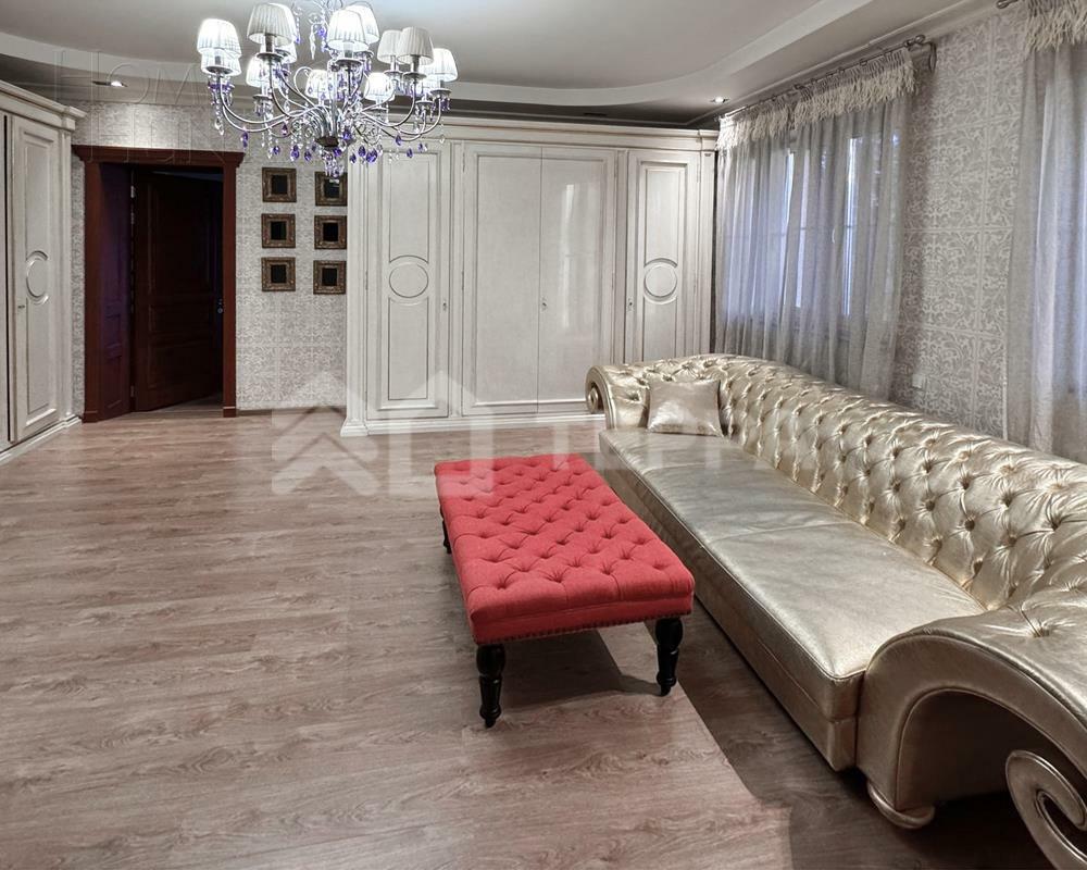 2-этажный коттедж 1 400 м² с отделкой