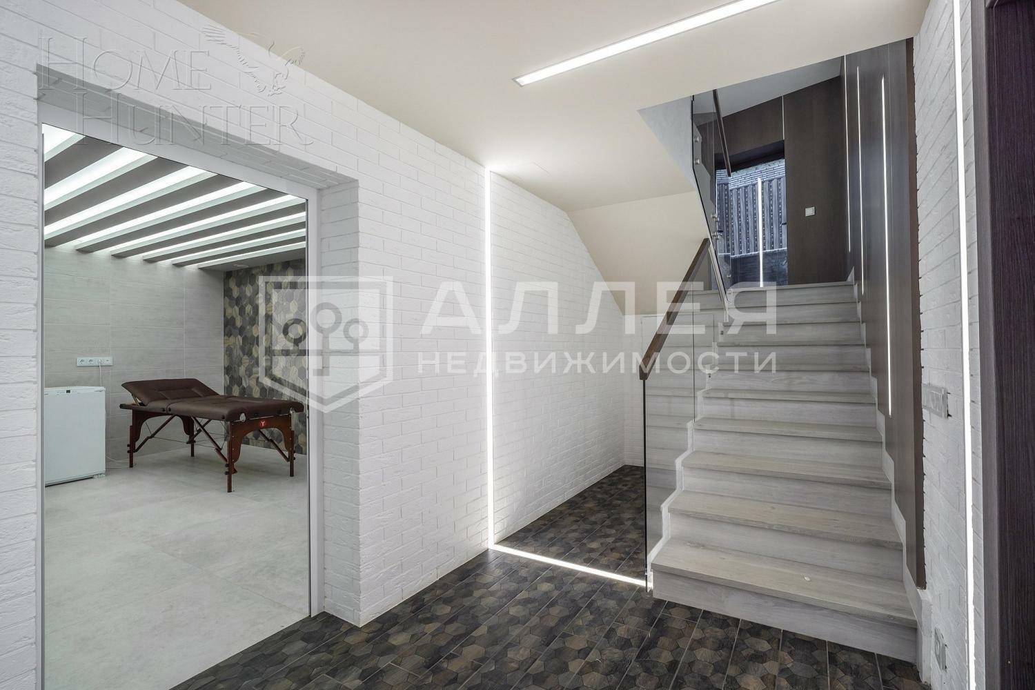 2-этажный коттедж 600 м² с отделкой