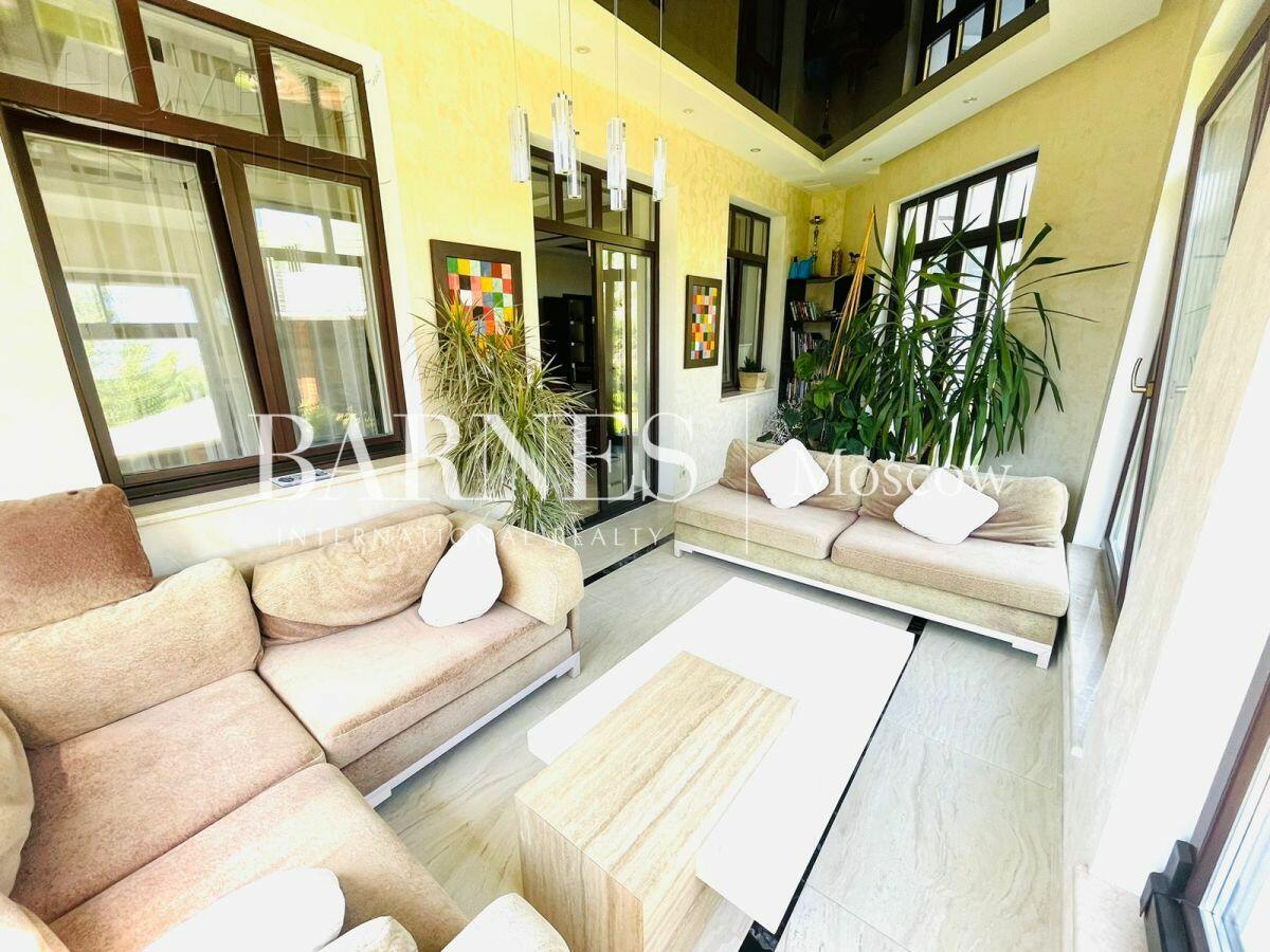 2-этажный коттедж 680 м² с отделкой