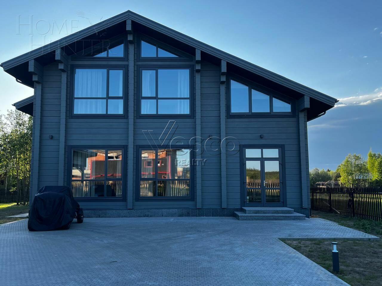 2-этажный коттедж 286 м² с отделкой