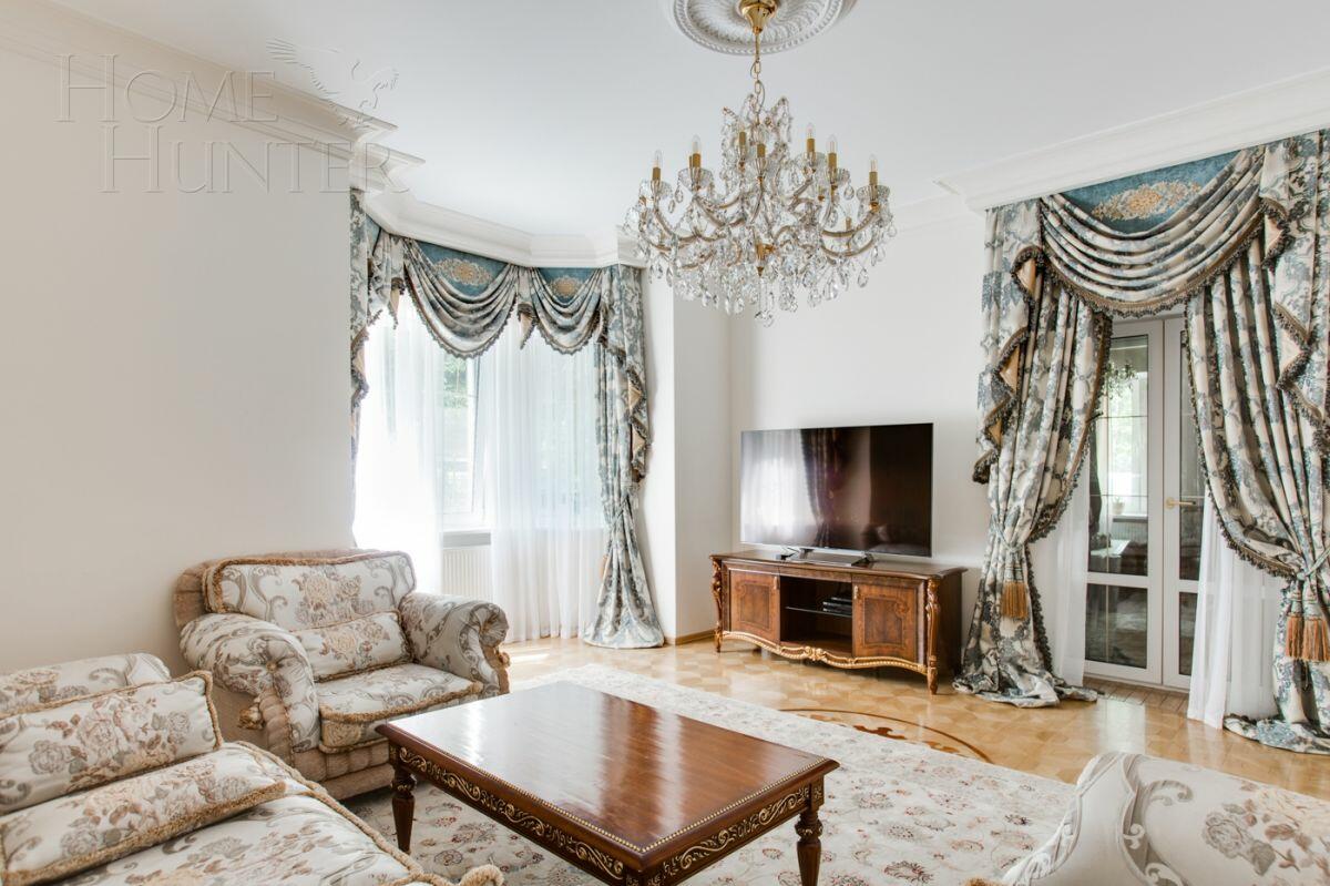 2-этажный коттедж 850 м² с отделкой