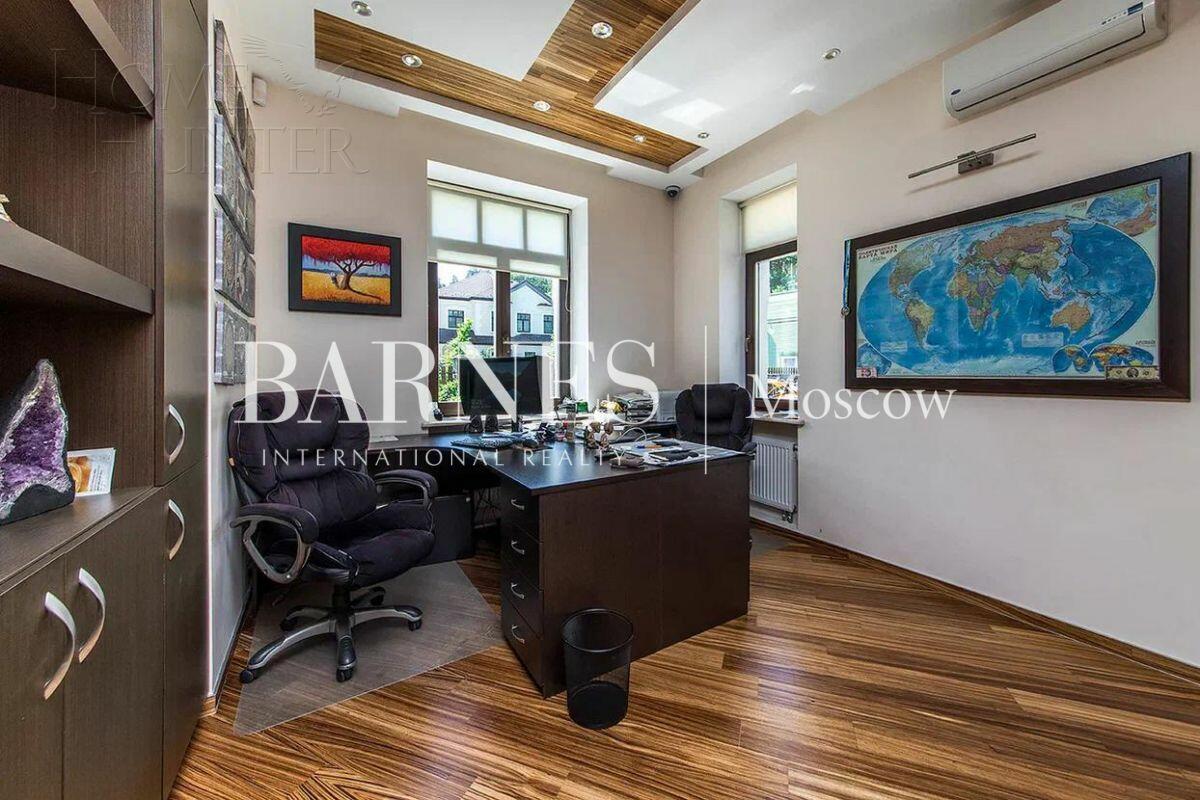 2-этажный коттедж 680 м² с отделкой