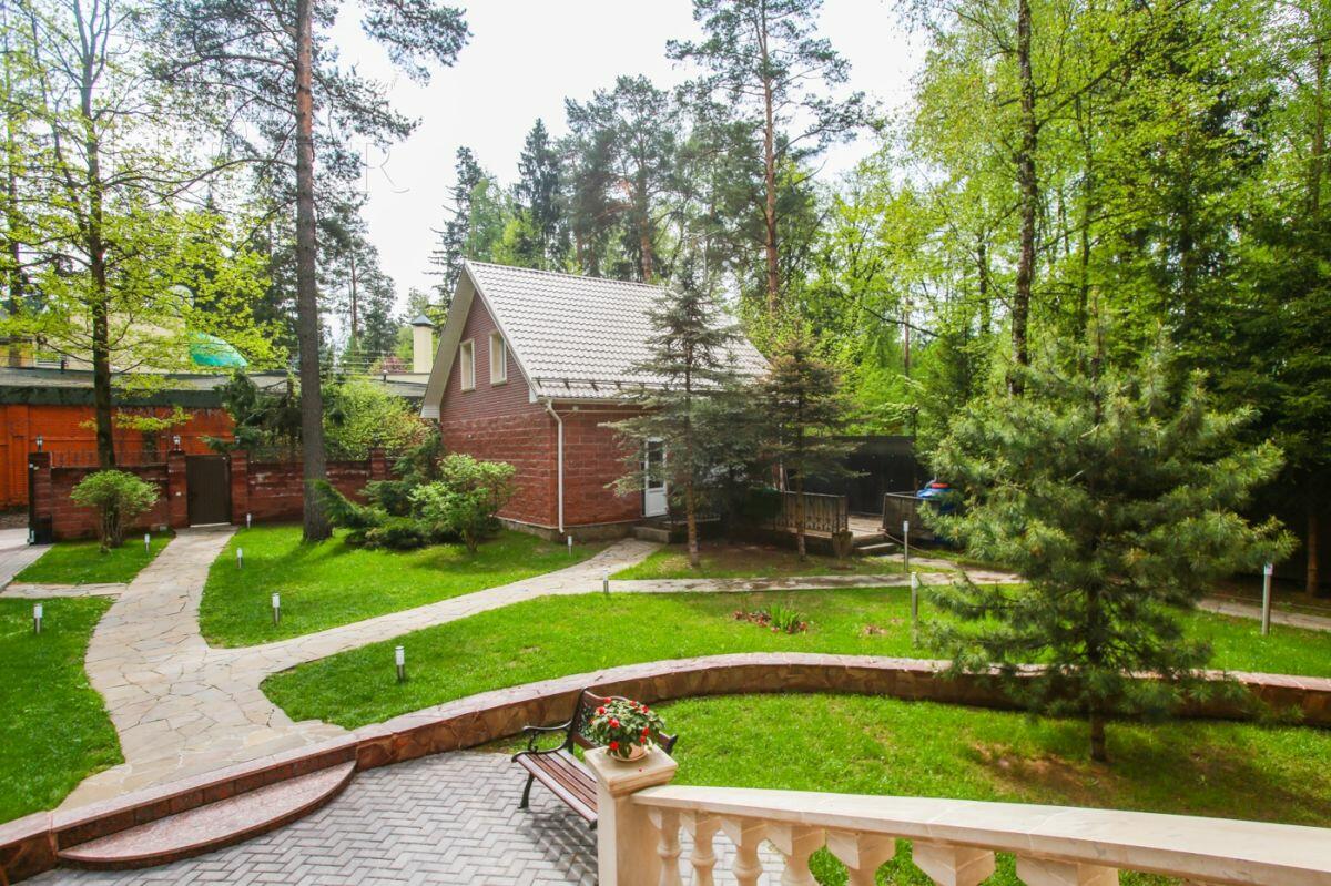 2-этажный коттедж 850 м² с отделкой