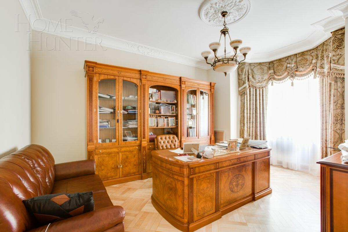 2-этажный коттедж 850 м² с отделкой