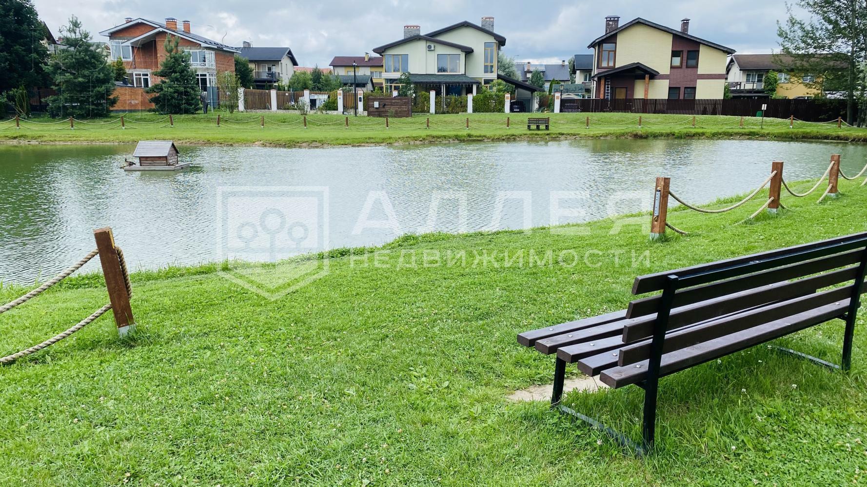 2-этажный коттедж 300 м² без отделки