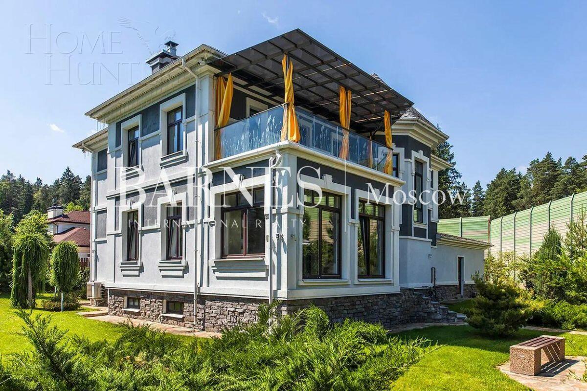 2-этажный коттедж 680 м² с отделкой