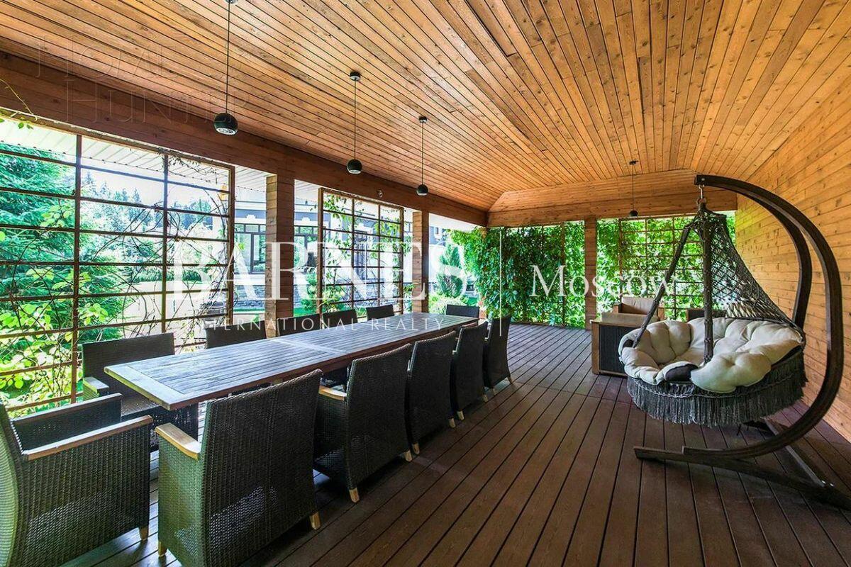 2-этажный коттедж 680 м² с отделкой