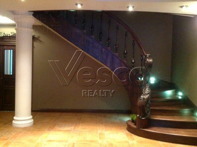 2-этажный коттедж 800 м² с отделкой